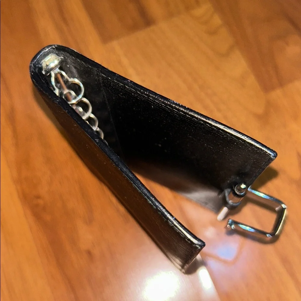 Authentic Gucci Leather Agenda with Pen